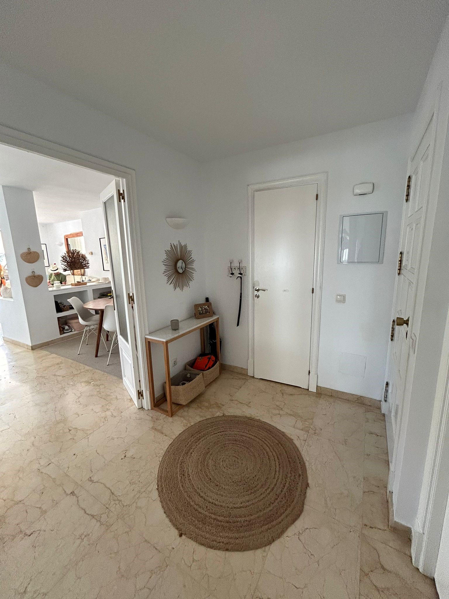 APARTMENT IN CAS CATALÁ NOU